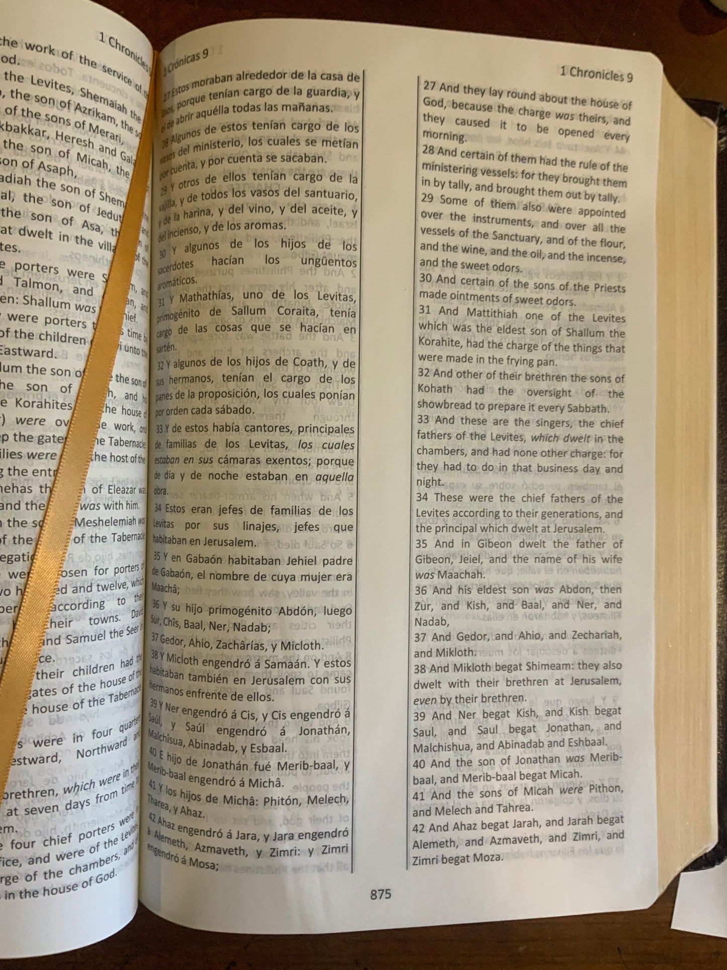 Geneva Bible in Spanish and English!